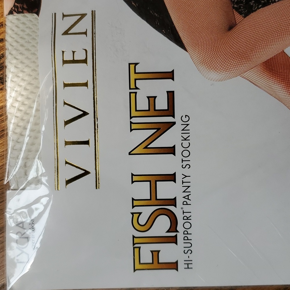 Fish Net High-Support Pantyhose - Picture 15 of 16
